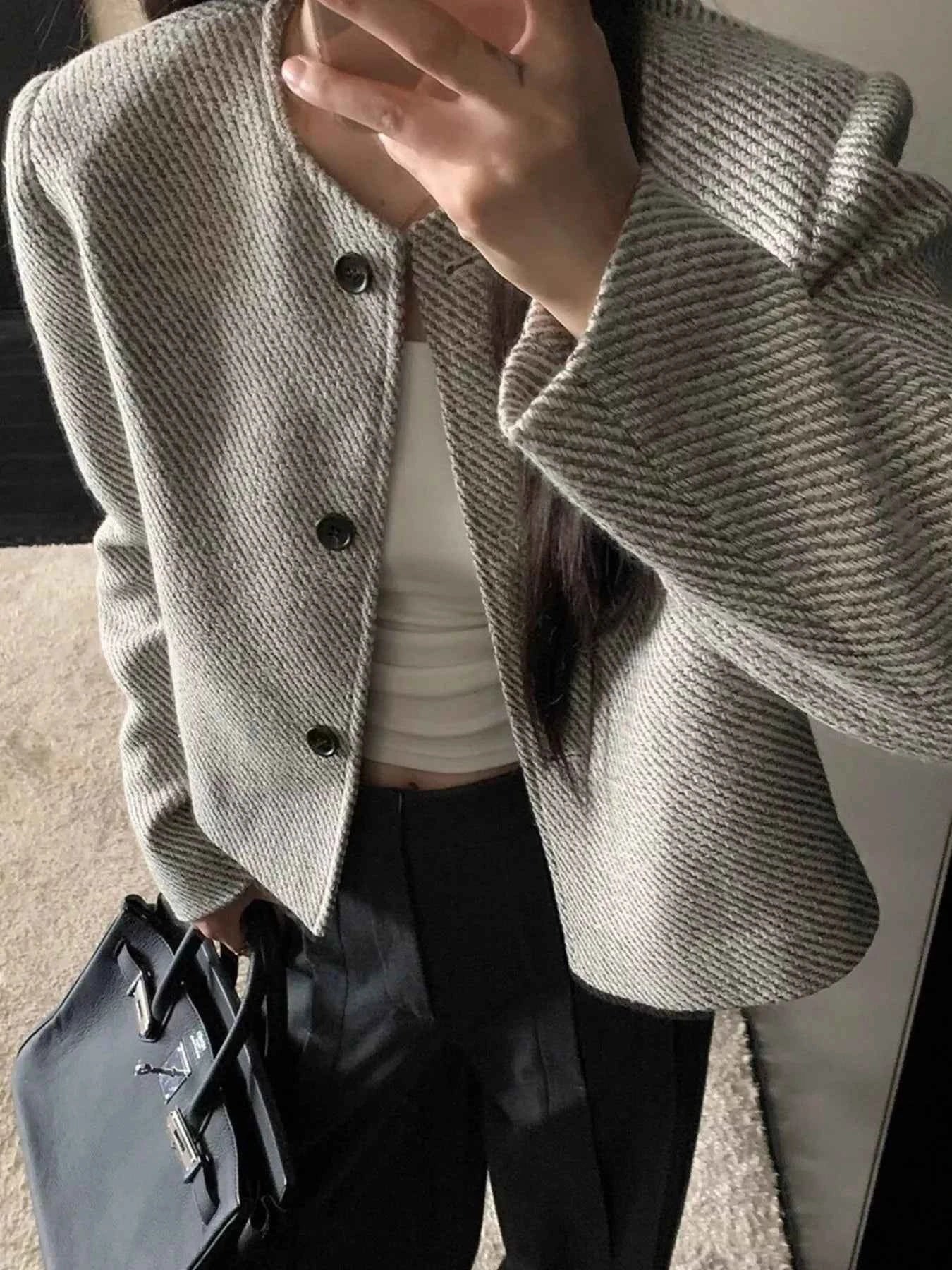 Button Up Tweed Cropped Jacket Light Gray 5d3ab83b-4b10-48ca-bb3d-9d5b6e06f80a-Max-Origin