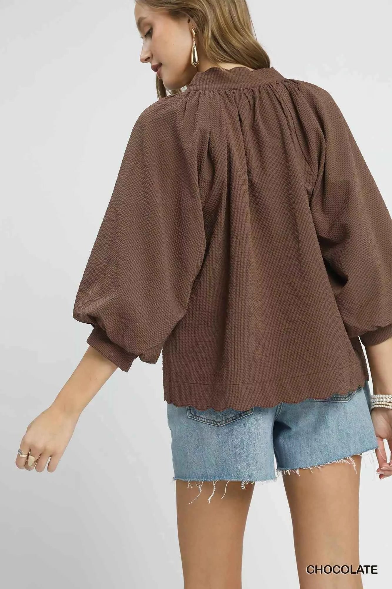 Umgee Full Size Textured Notched Balloon Sleeve Blouse Plus Size 5d4281db-c507-414e-b83f-a763771b4164-Max-Origin