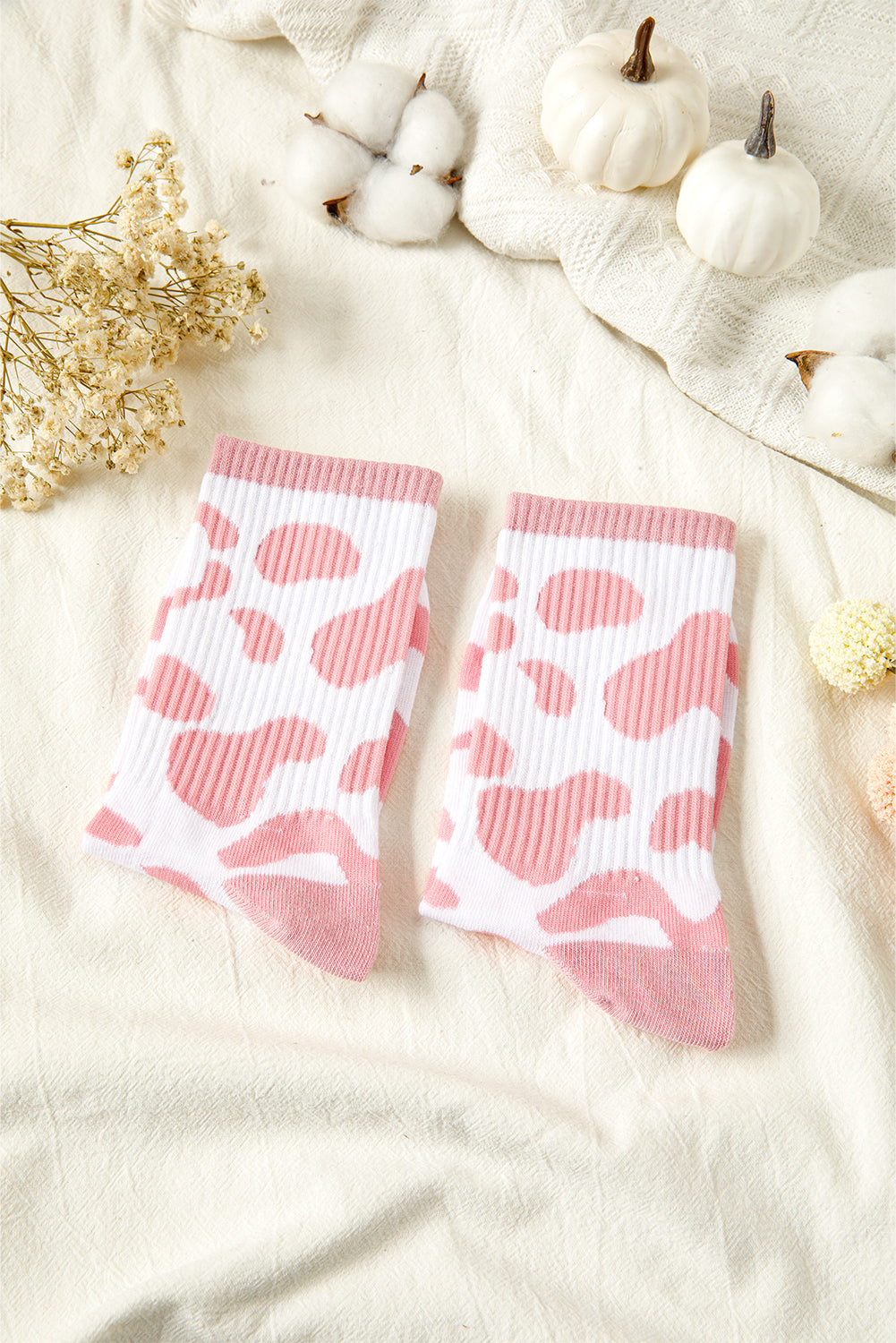 Pink Cow Print Fashion Crew Socks 5d50a184cece9dff