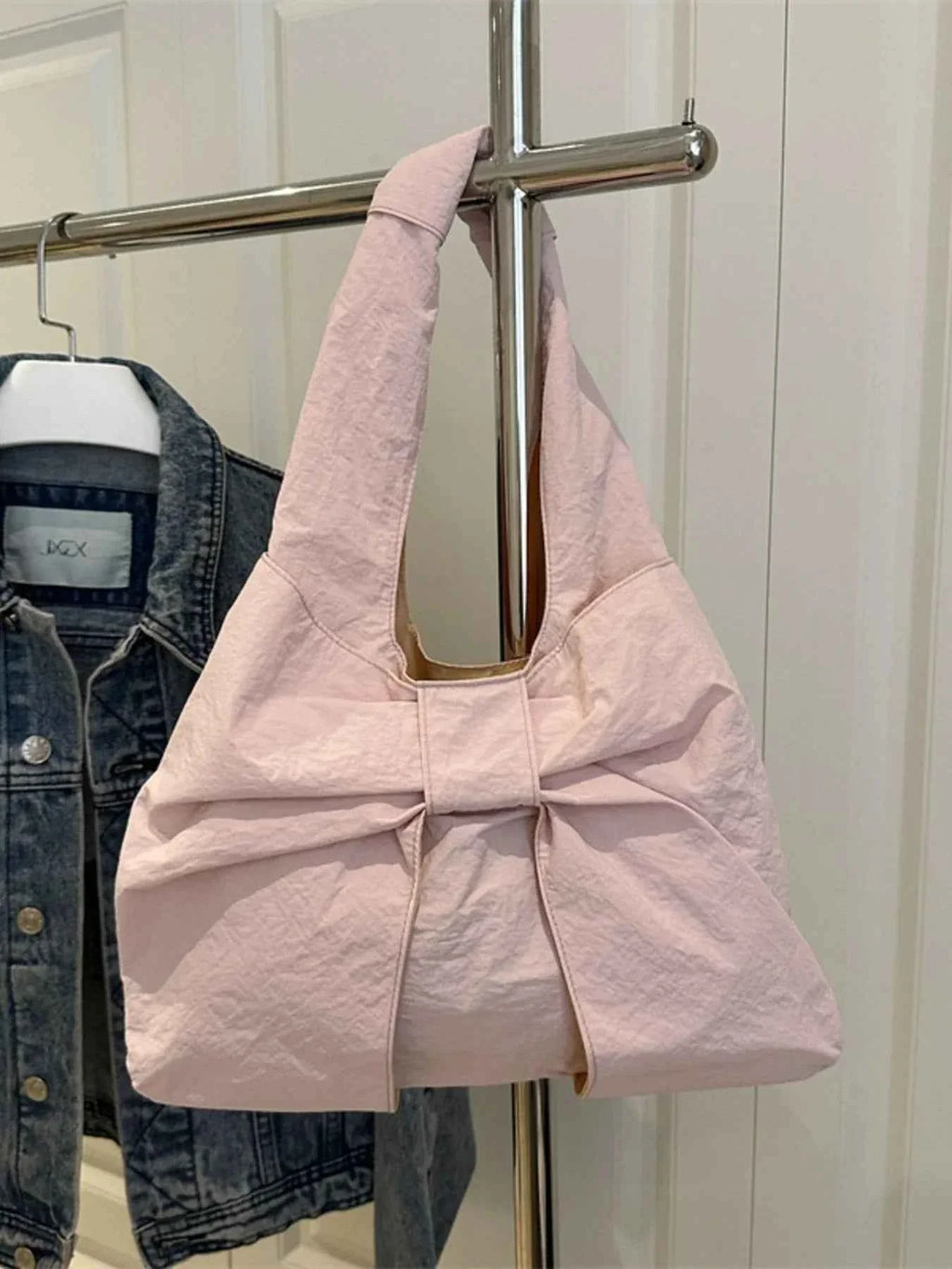 Ruched Bow Shoulder Bag 5de9ae53-dbc1-4312-821c-fd6513357204-Max-Origin