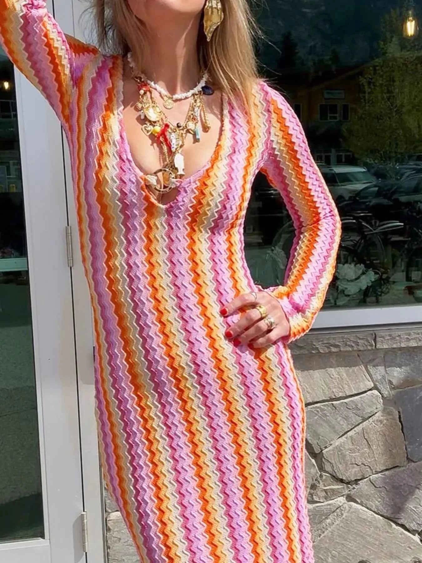 Contrast Striped Long Sleeve Maxi Dress 5dead795-b0db-4be6-876d-cac568de6db0-Max-Origin