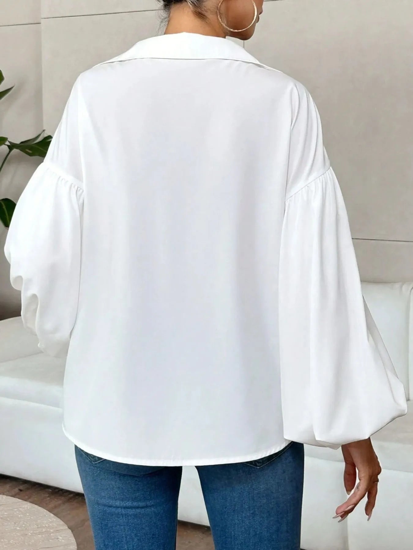 Polka Dot Balloon Sleeve Blouse 5e181328-0f75-49e7-ba03-8634bbdc7aec-Max-Origin