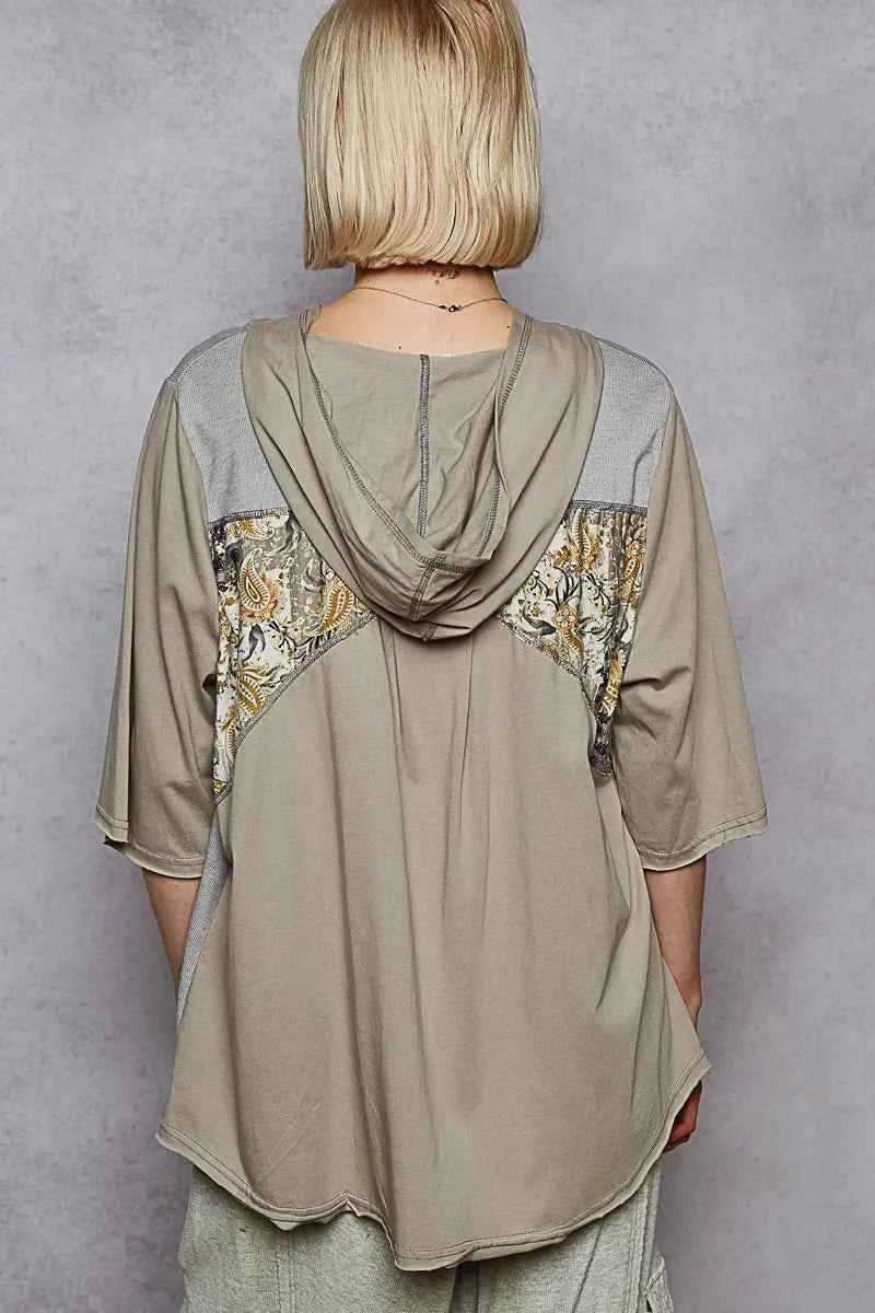 POL Lace-Up Hooded T-Shirt with Paisley Panel Detail 5e6d0cd4-e904-4b76-92ab-3fc338c7ec43-Max-Origin