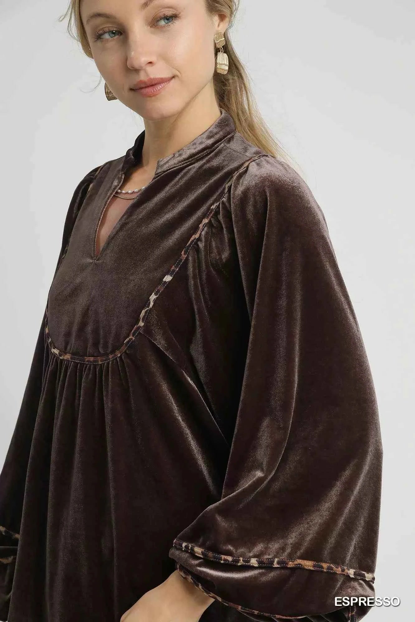 Umgee Velvet Long Sleeve Blouse with Contrast Trim 5f43114b-be46-4b6b-9d8b-0182151bde18-Max-Origin