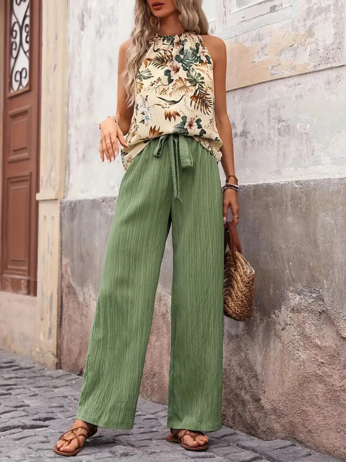 Printed Tank Top and Wide Leg Pants Set 5f4fea68-f2ba-481e-9571-fb2c69f44818-Max-Origin