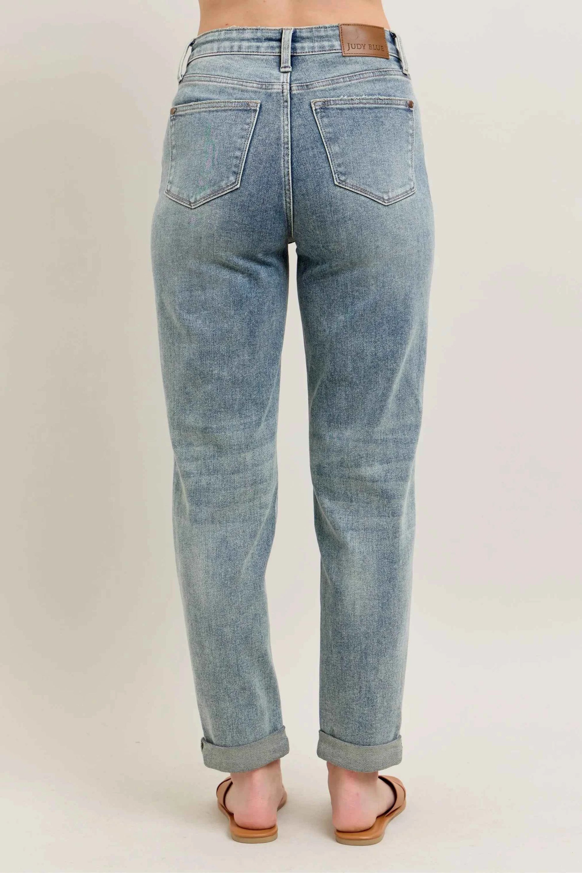 Full Size Hw Vintage Wash Double Roll Cuff Bf Jeans Plus Size 5fb11df79a3e4f8cac49fb42909f6012-Max-Origin