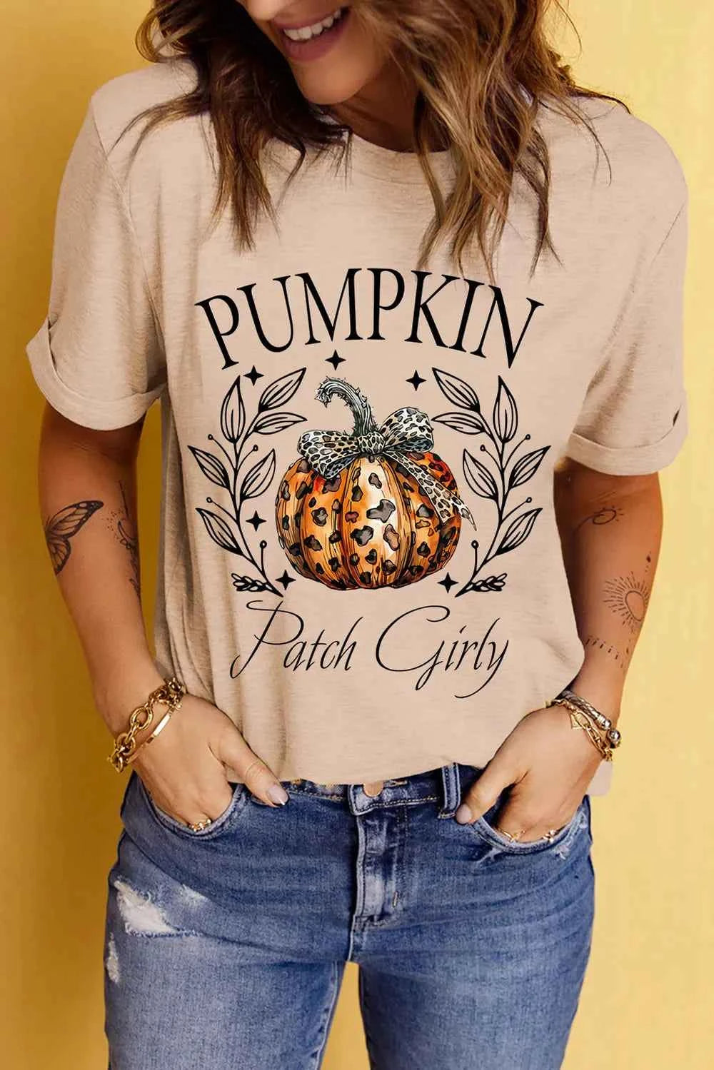 Pumpkin Graphic Round Neck Short Sleeve T-Shirt 5ff37814-07cb-460f-b269-54654cc28042-Max