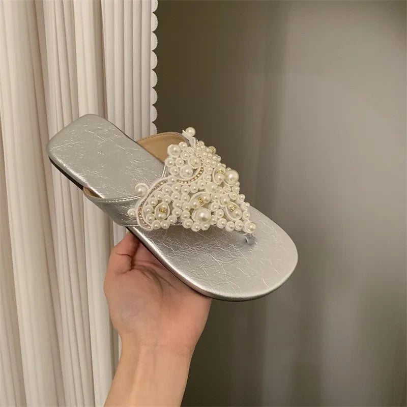 Toe Post Flats Sandals Silver 6011db92-3016-46fe-a682-61830fe94a5f-Max-Origin