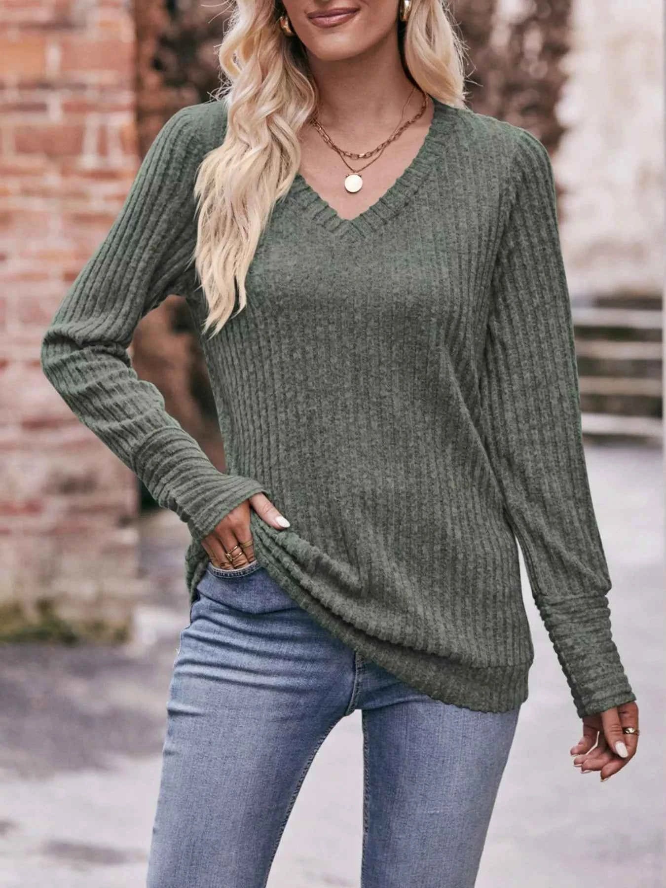 V-Neck Ribbed Knit Long Sleeve T-Shirt 601ab752-1a8b-4f92-92c0-8a038f9b7daf-Max-Origin