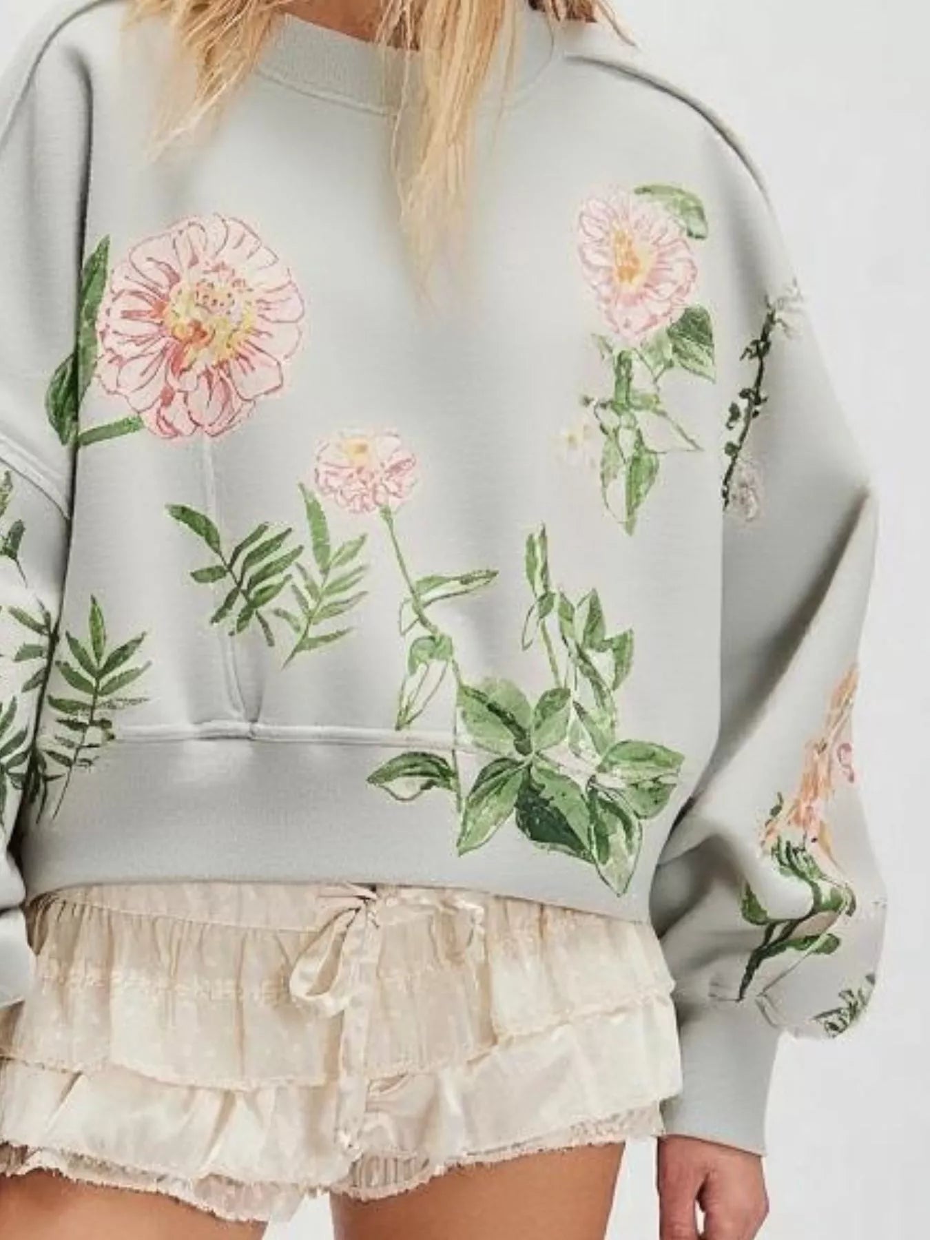 Printed Round Neck Dropped Shoulder Sweatshirt 60301b69-22d2-4f80-b612-4a7fedd4e455-Max-Origin