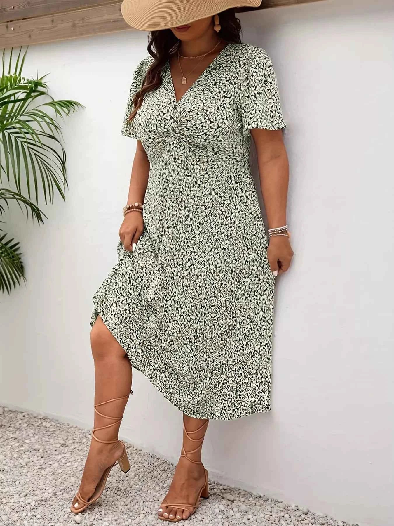 Plus Size Printed V-Neck Short Sleeve Midi Dress Light Green 6039d27aefaf42e7ad3bed0504c4296e-Max-Origin
