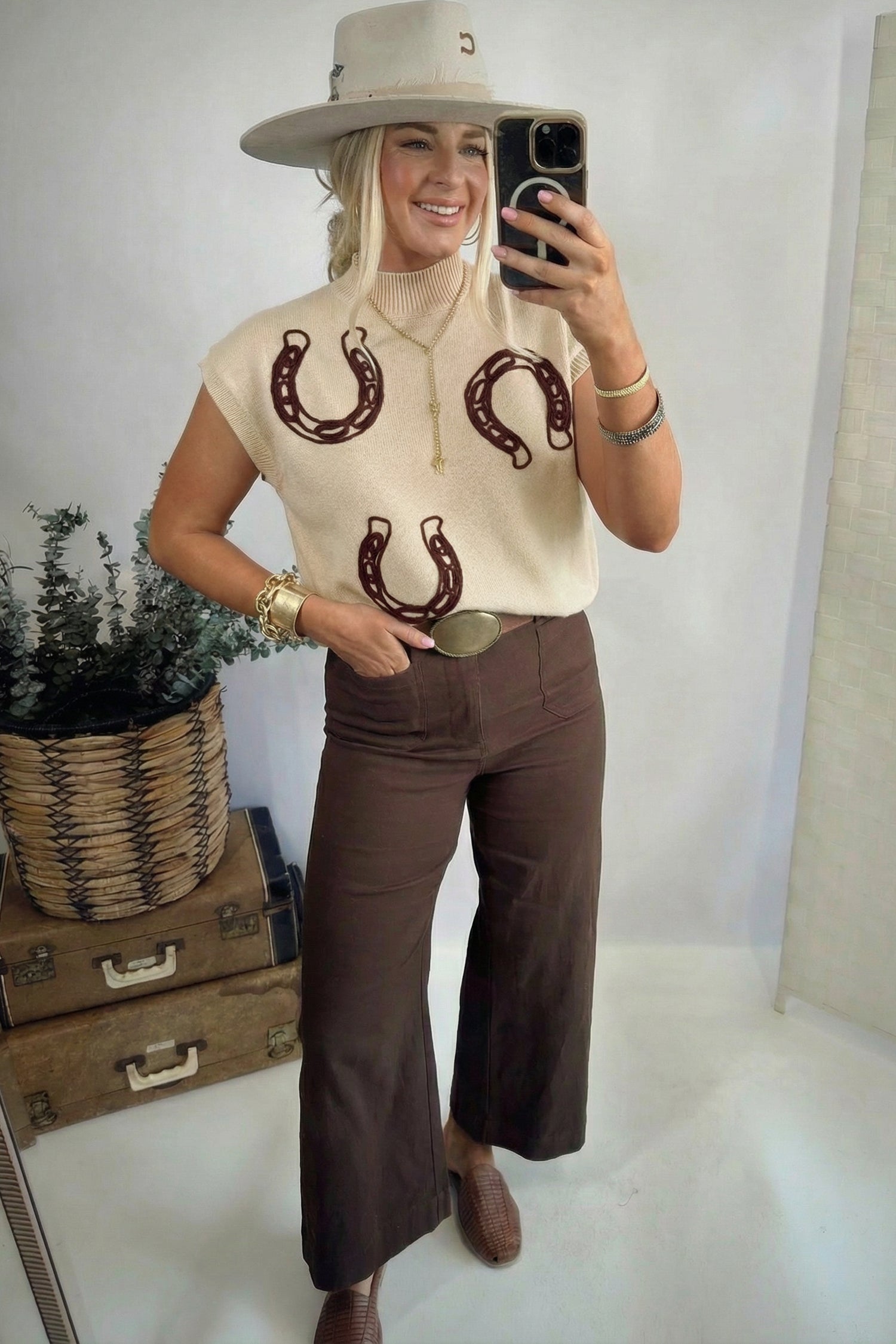Parchment Corded Horseshoes Ribbed Trim Mock Neck Short Sleeve Sweater 60af1f3eca7a5ddb