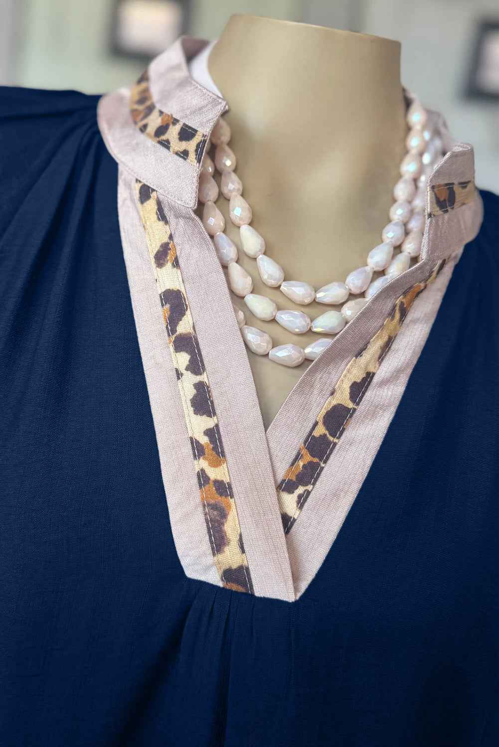 Dirty blue Leopard Trim V Neck Flounced Bracelet Sleeve Blouse 60de4843f4c31da2