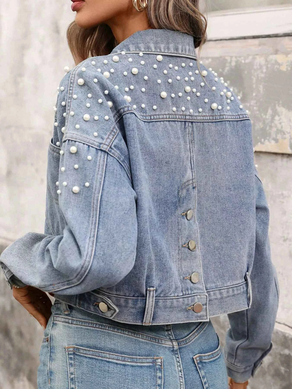Pearl Embellished Cropped Denim Jacket 60f35984-8e98-44a1-a470-79ac44b11f64-Max-Origin