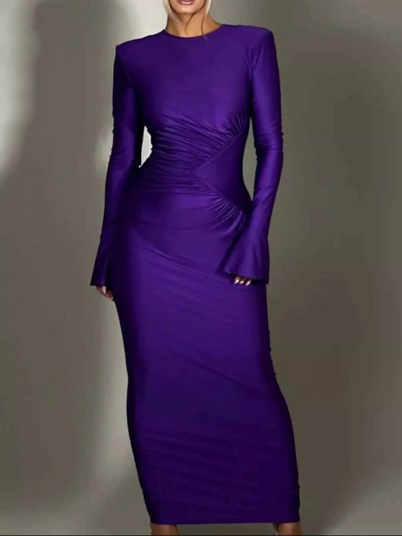 Ruched Long Sleeve Bodycon Maxi Dress 60fdf4c3-6d42-465e-bdba-cfaa61dcedcf-Max-Origin