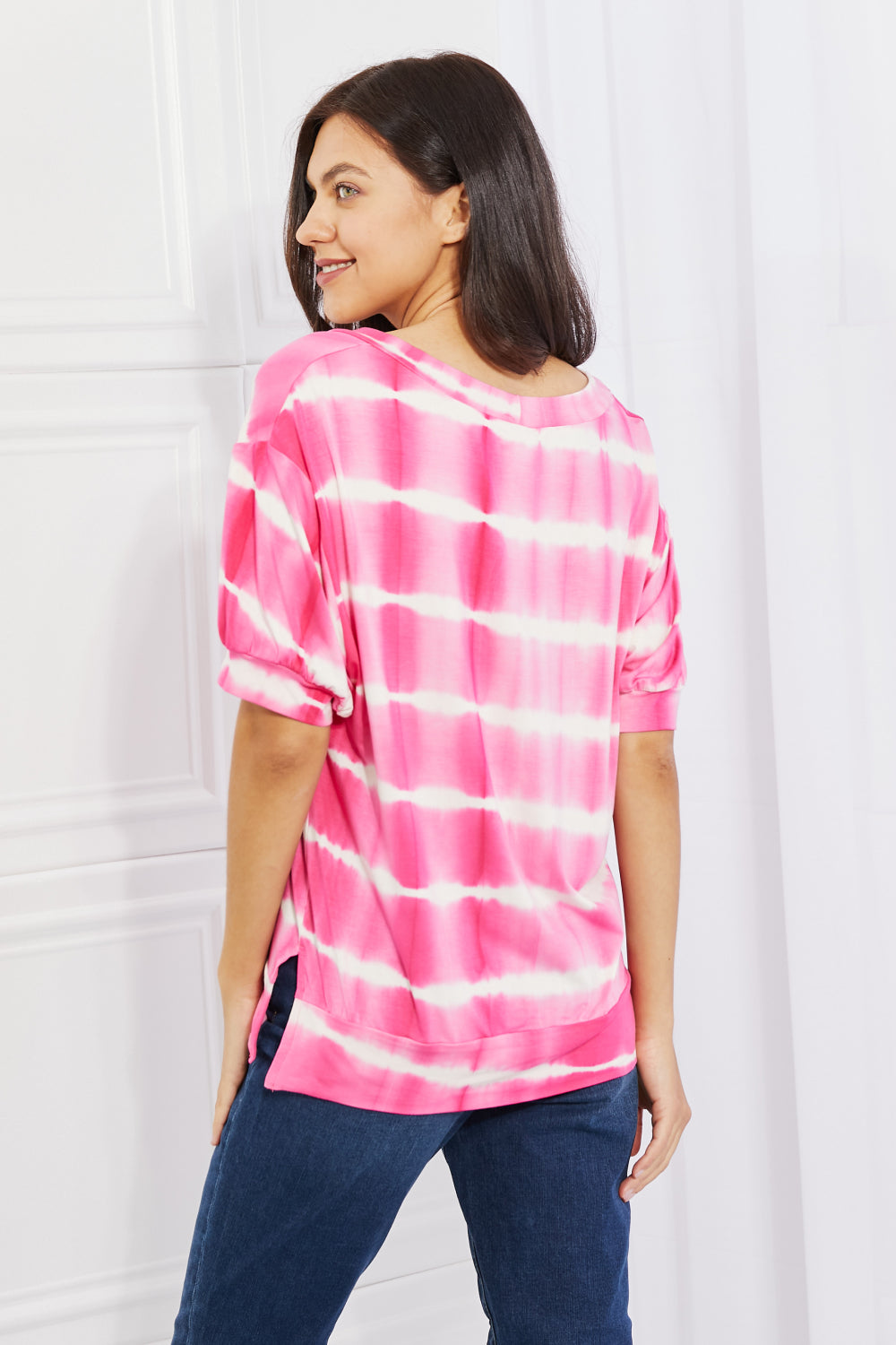 Yelete Full Size Oversized Fit V-Neck Striped Top 61067f4a18b64c999f4bd4f7317cc342-Max