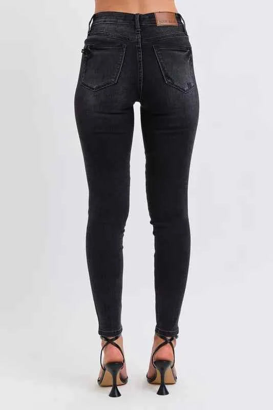 Judy Blue Full Size Mid Rise Tummy Control Skinny Jeans Plus Size 610ca90c4047409abab4879ca614a250-Max-Origin