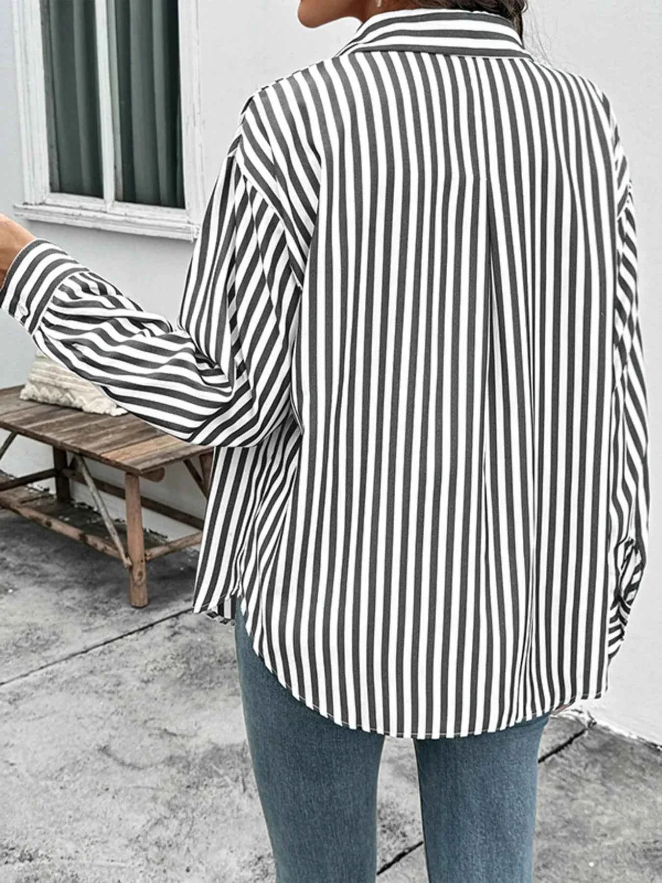 Striped Oversized Button-Up Shirt 61a4ab31de1a4be4ab3f14247d4aa2f2-Max-Origin