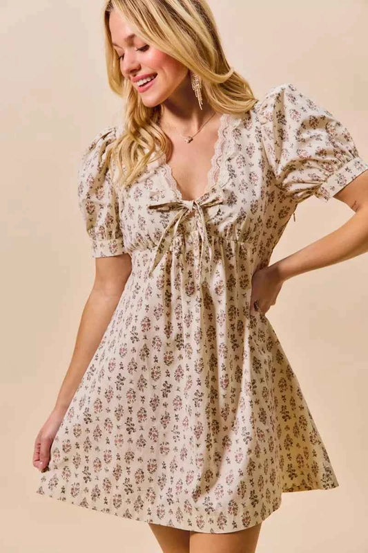 Floral Print Lace Trim Short Sleeves Mini Dress 61a532ba63cc4e839ed9b14ebb652c1c-Max-Origin