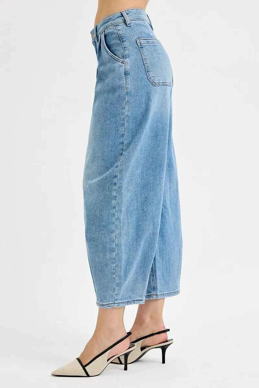 Full Size Mid Rise Fit Crop Wide Volume Leg Jeans Plus Size 61bb7fb7bf0142b296eeea4472ac4240-Max-Origin