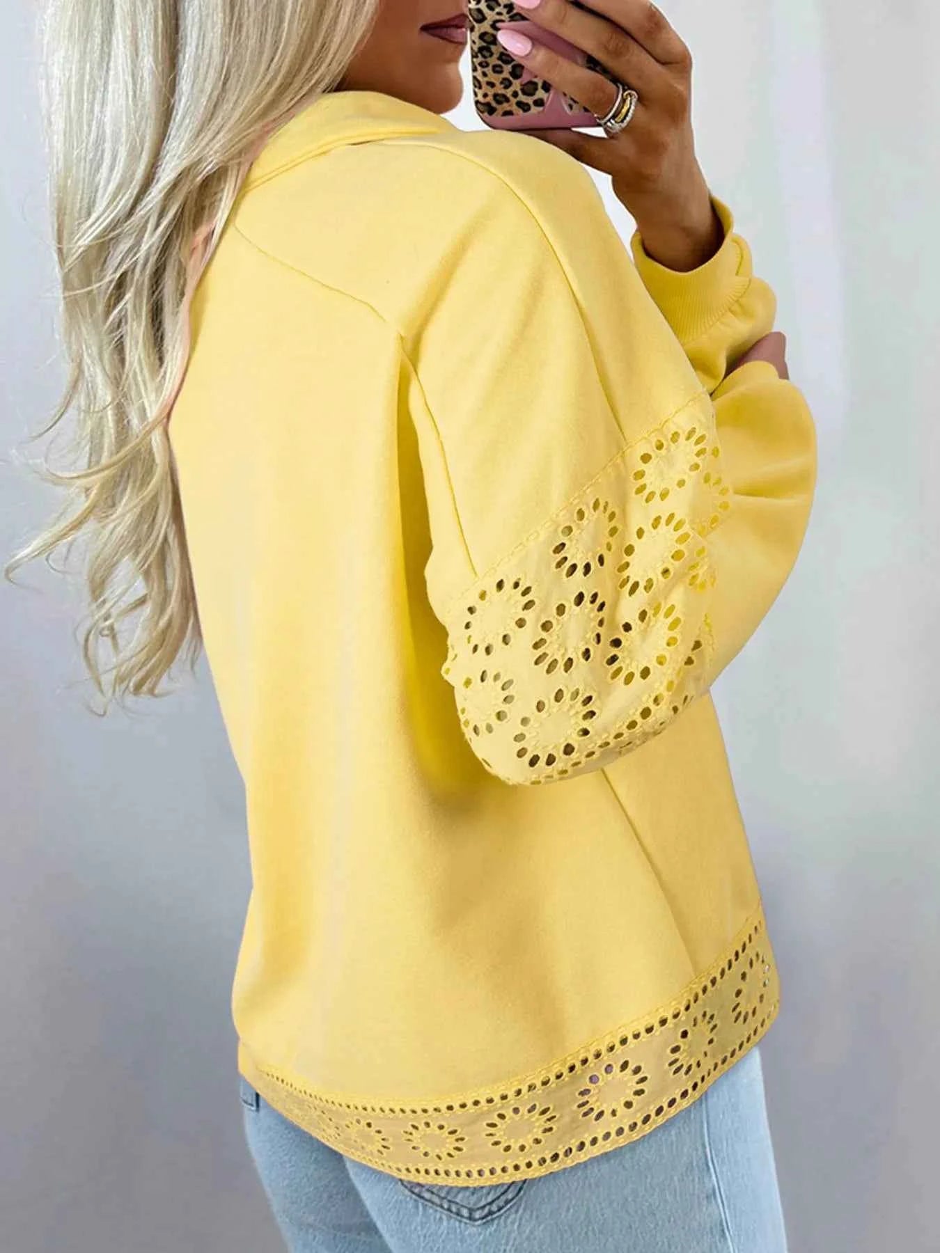 Eyelet Lace Detail Snap Down Sweatshirt 61fac1dd-9983-47b5-b1ef-992204342fb6-Max-Origin