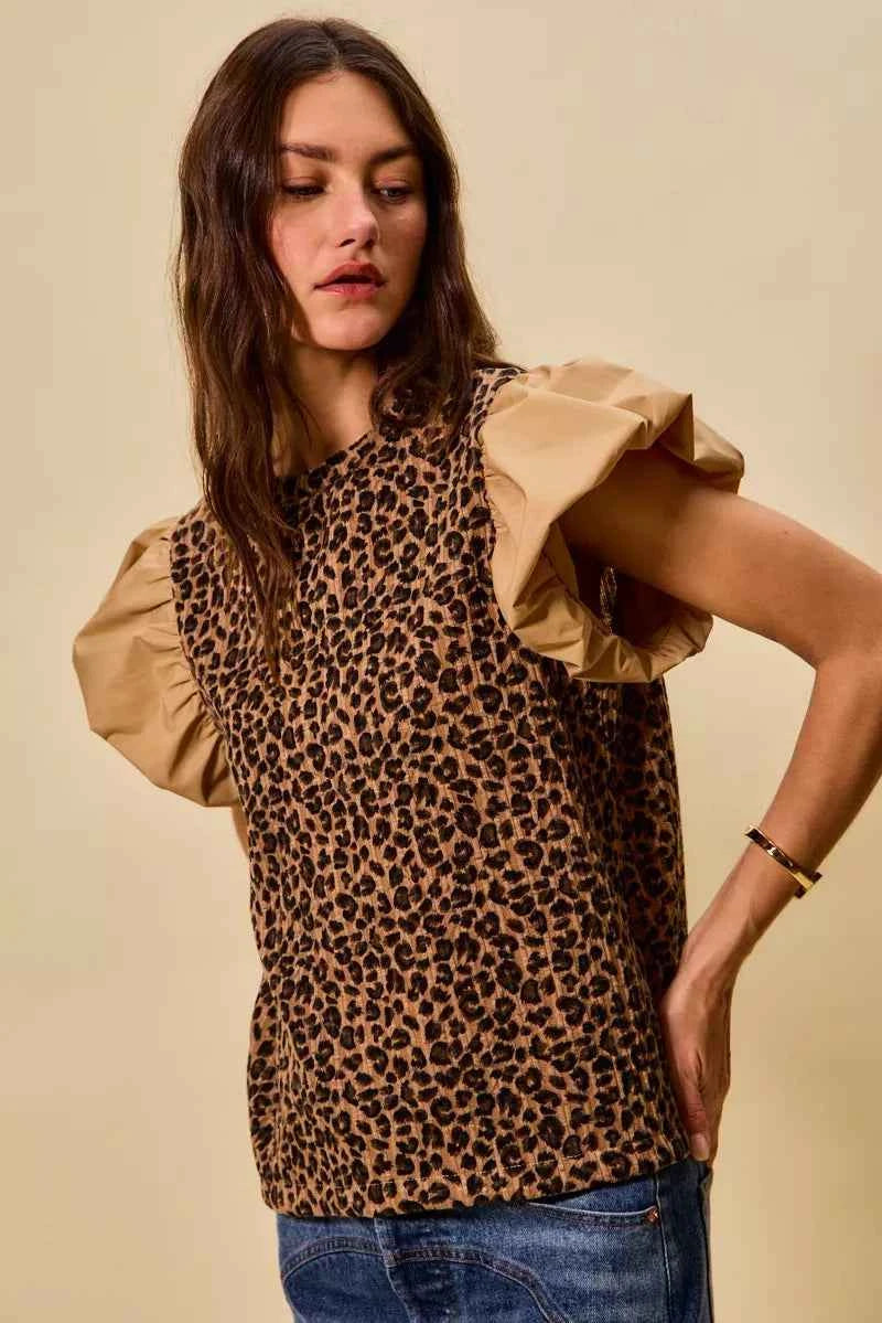 SO ME Leopard Pointelle Knit Top with Puff Sleeves 623331207b2845b18230504e63af2e1a-Max-Origin