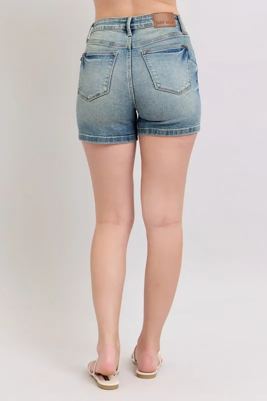 Full Size V-Front Vintage Wash Shorts Plus Size 6233768ac46247bd906d87eed38ee1a6-Max-Origin