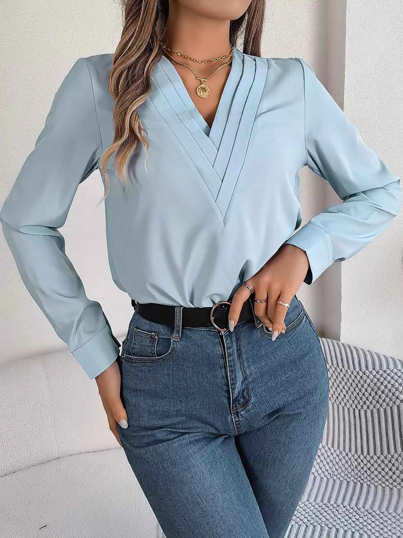 Layered V-Neck Long Sleeve Blouse 623b12d3-4d24-4ac4-ad4d-6c145e98fffc-Max-Origin