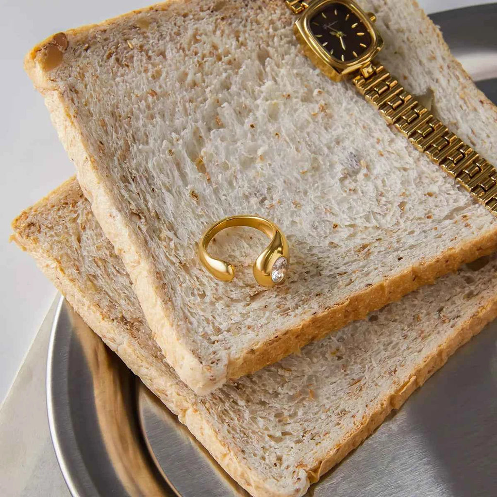 18K Gold-Plated Rhinestone Open Ring 625be26d-6d39-4dbf-9327-2dd4bb3b1018-Max-Origin