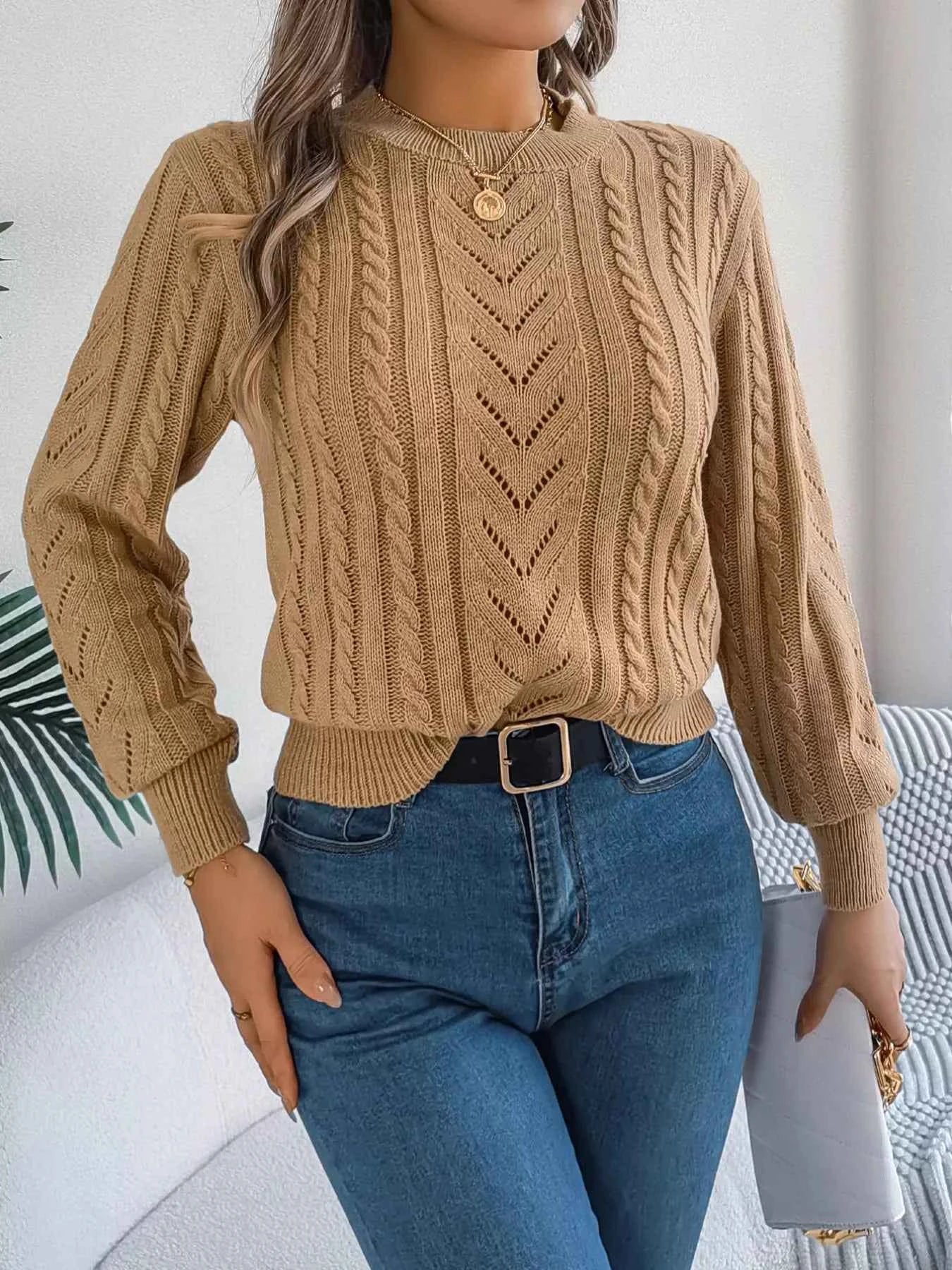 Cable-Knit Round Neck Sweater 6277f466-090f-48d6-8308-478e0aaabf60-Max-Origin
