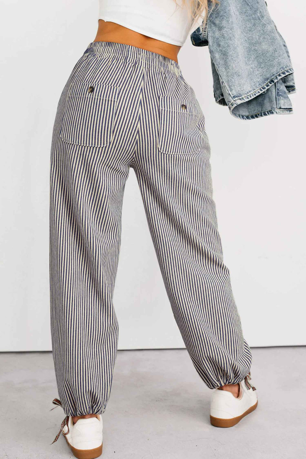 Khaki Stripe Button Patch Pocket Drawstring Elastic Waist Loose Pants 62904d666c0c6bc2