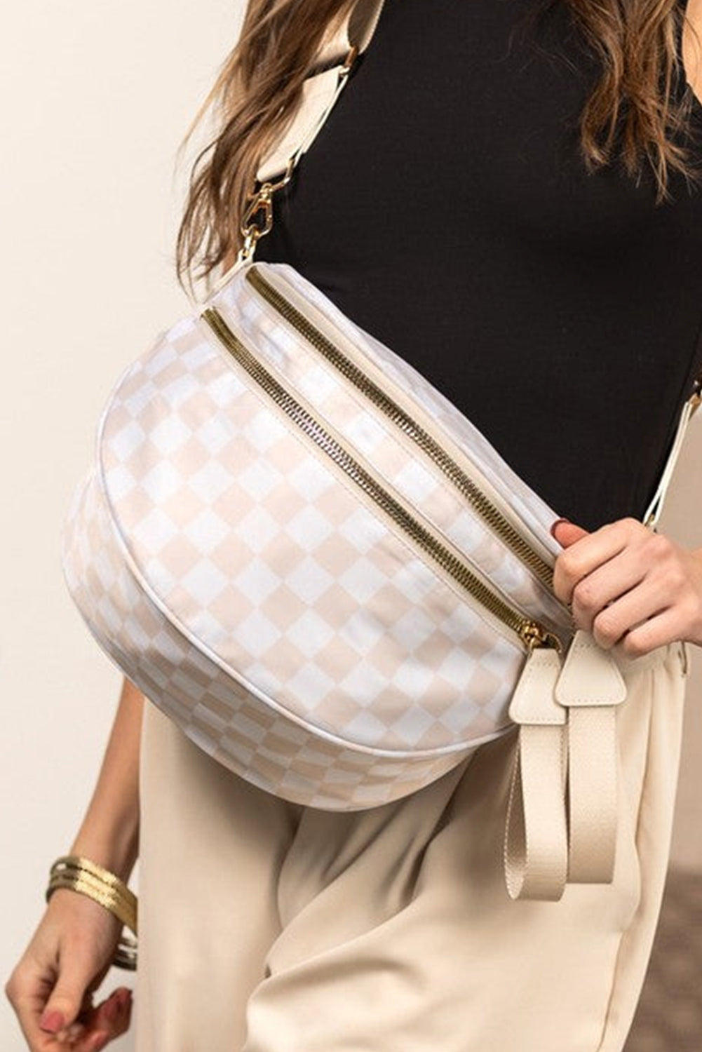 White Checkered Print Wide Strap Large Crossbody Bag 629e1e8052fd6488