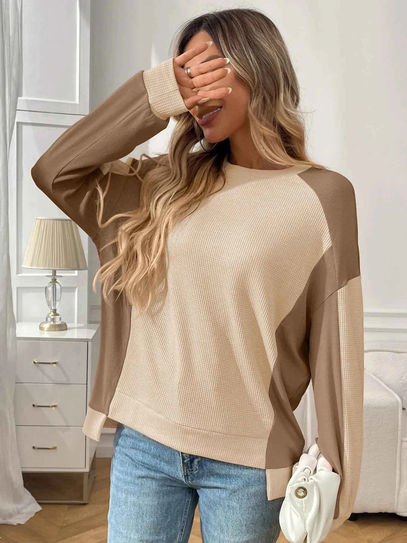 Color Block Long Sleeve Sweatshirt 62a18c50b90e4e509f3229b1ba3ef333-Max-Origin