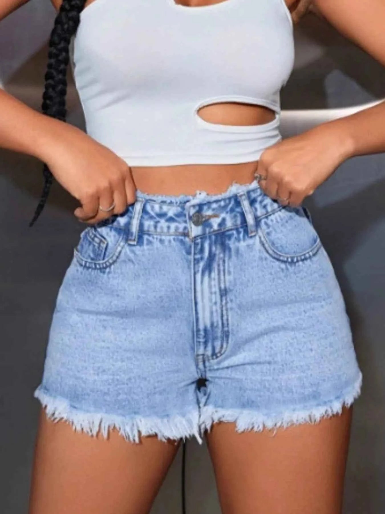 High Waisted Frayed Hem Denim Shorts 62abebce-c744-4bee-9b66-977f02223347-Max-Origin