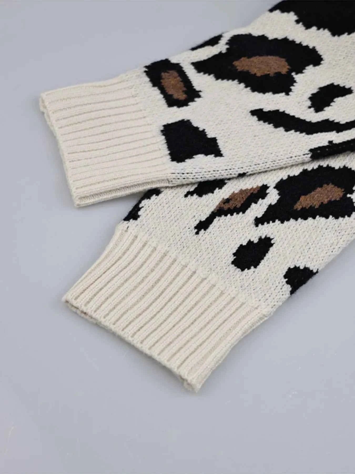 Leopard Tie Front Cardigan 62c44c7dfc204b3eb844cde3006abca3-Max-Origin