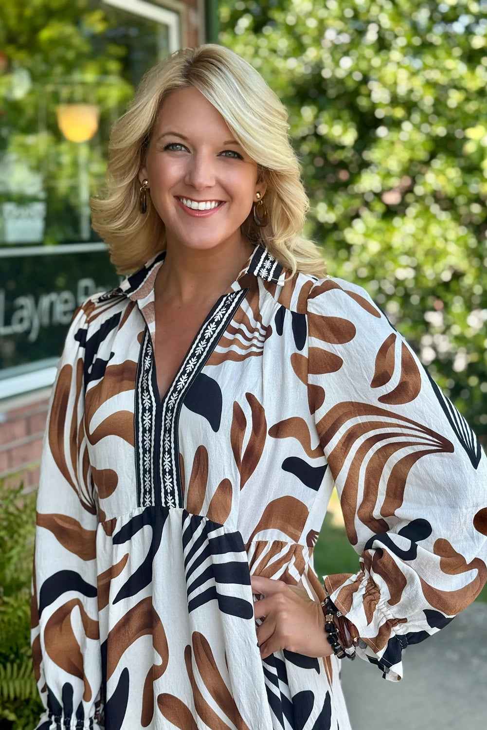 Brown Tropical Print Contrast Trim Neck Long Sleeve Ruffle Hem Dress 62c9ec2bbaa20b31