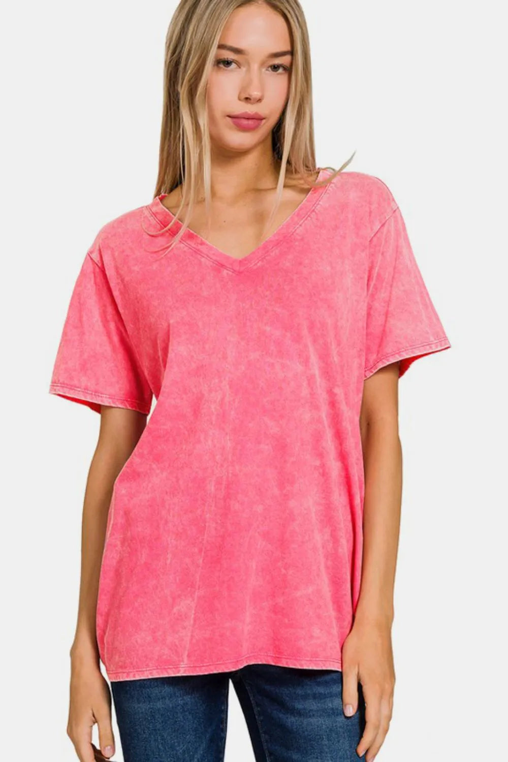 Zenana Full Size Washed Short Sleeve V-Neck T-Shirt 62f32e64-98e5-4ff4-85e3-1ee735a4aaf3-Max