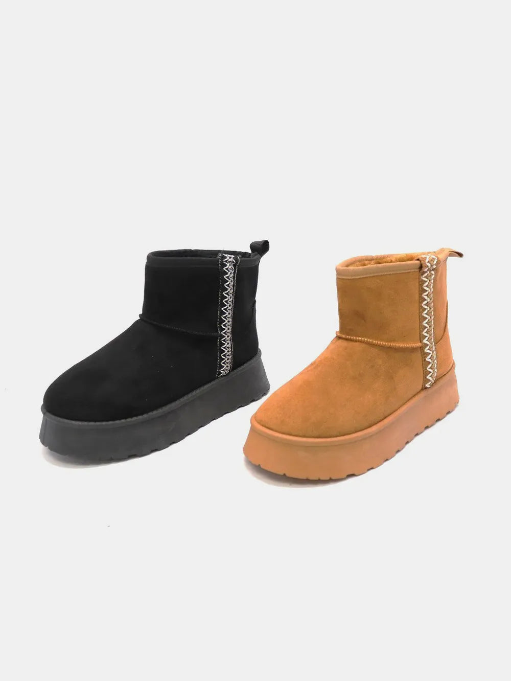 WILD DIVA Round Toe Platform Boots 6316961f-a41a-424b-9e5d-3e7def23f145-Max