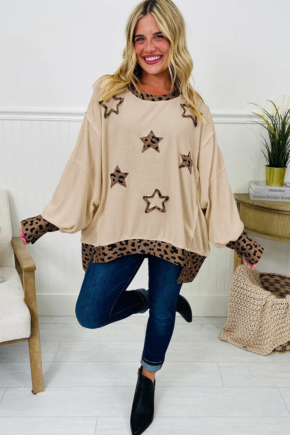 Beige Stars Pattern Leopard Patchwork Round Neck Sweatshirt 636a9f5b9bdfdcd5