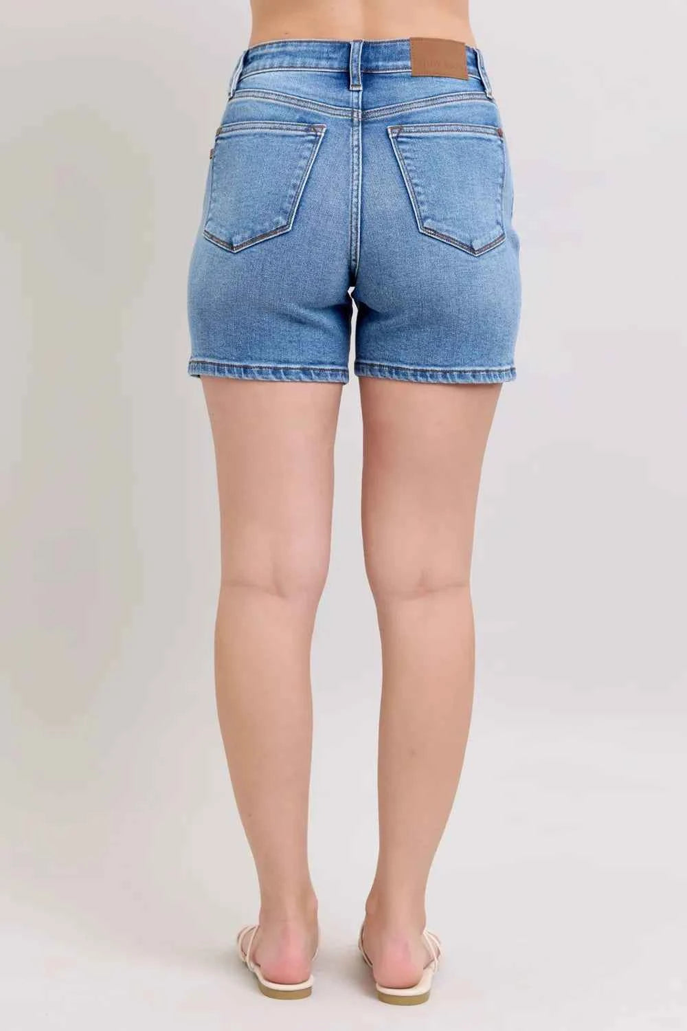 Judy Blue Full Size 2 Button Denim Shorts with Pockets Plus Size 63a5e2ef-d0d0-4680-b222-27f5b1cac52e-Max