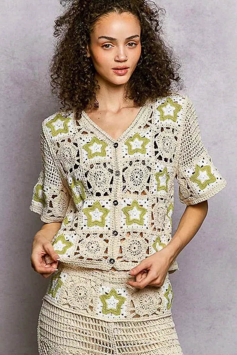 POL Button Front V-Neck Crochet Cardigan with Contast Star 63af2e95-6721-4019-a65e-40a8624d3b5a-Max-Origin