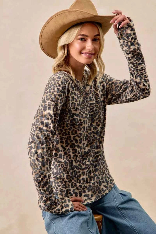 Leopard Print Washed Waffle Thermal Top with Thumb 6434e2f699d74e0688be74d6ebad131a-Max-Origin