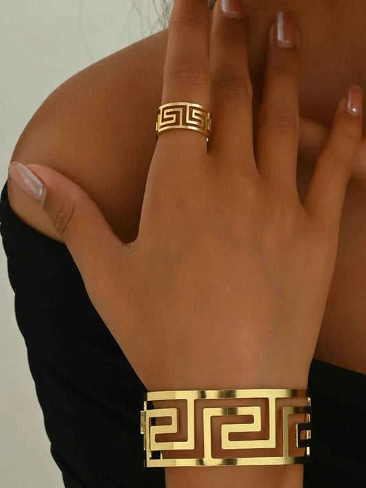 18K Gold-Plated Stainless Steel Geometric Bracelet and Ring Jewelry Set Gold One Size 6437a426-323c-46e2-a600-9660d929537d-Max-Origin