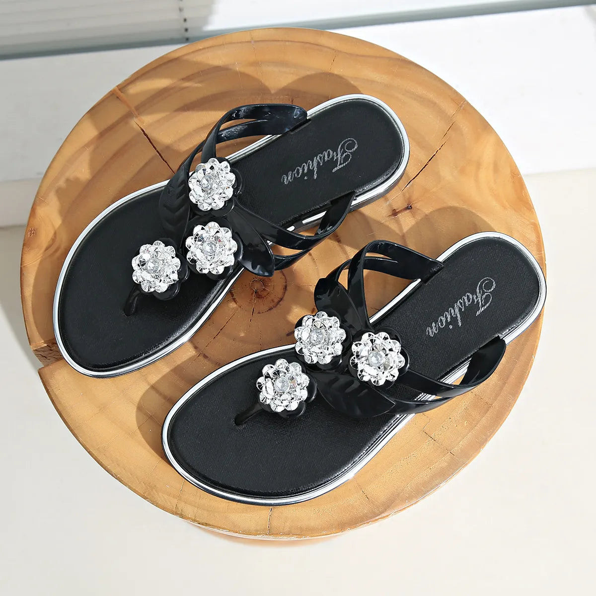 Toe Post Platform Sandals 649919ed-d599-4bbd-b7a6-4566df546a0c-Max-Origin