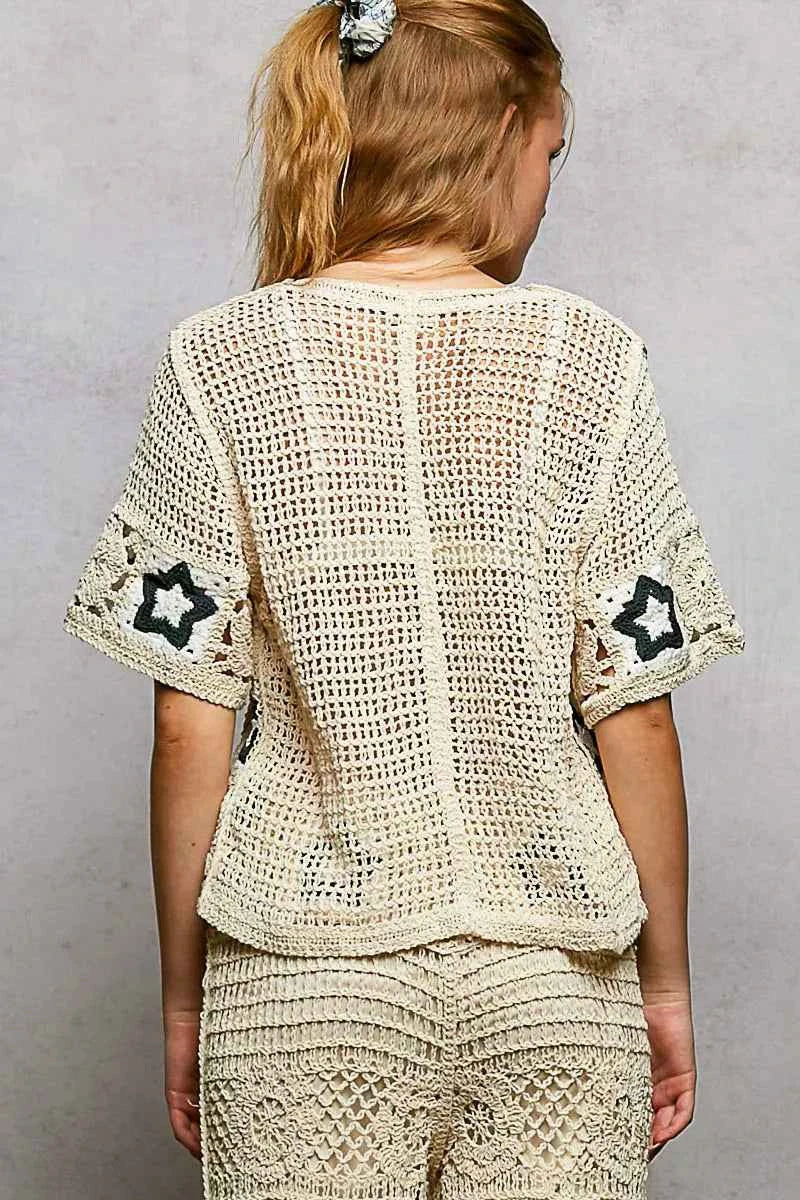 POL Button Front V-Neck Crochet Cardigan with Contast Star 64adb52b-f627-41b8-bb38-c8216fabe898-Max-Origin