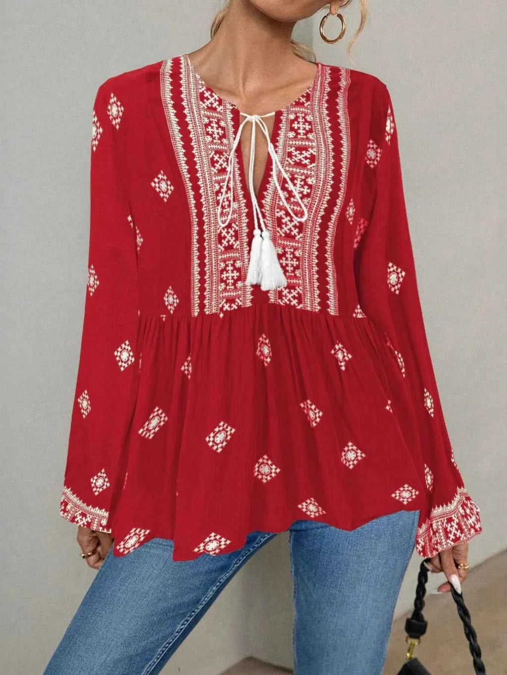 Tie Front Long Sleeve Blouse 64b960eff9cd48f191a2da74cf25391f-Max-Origin