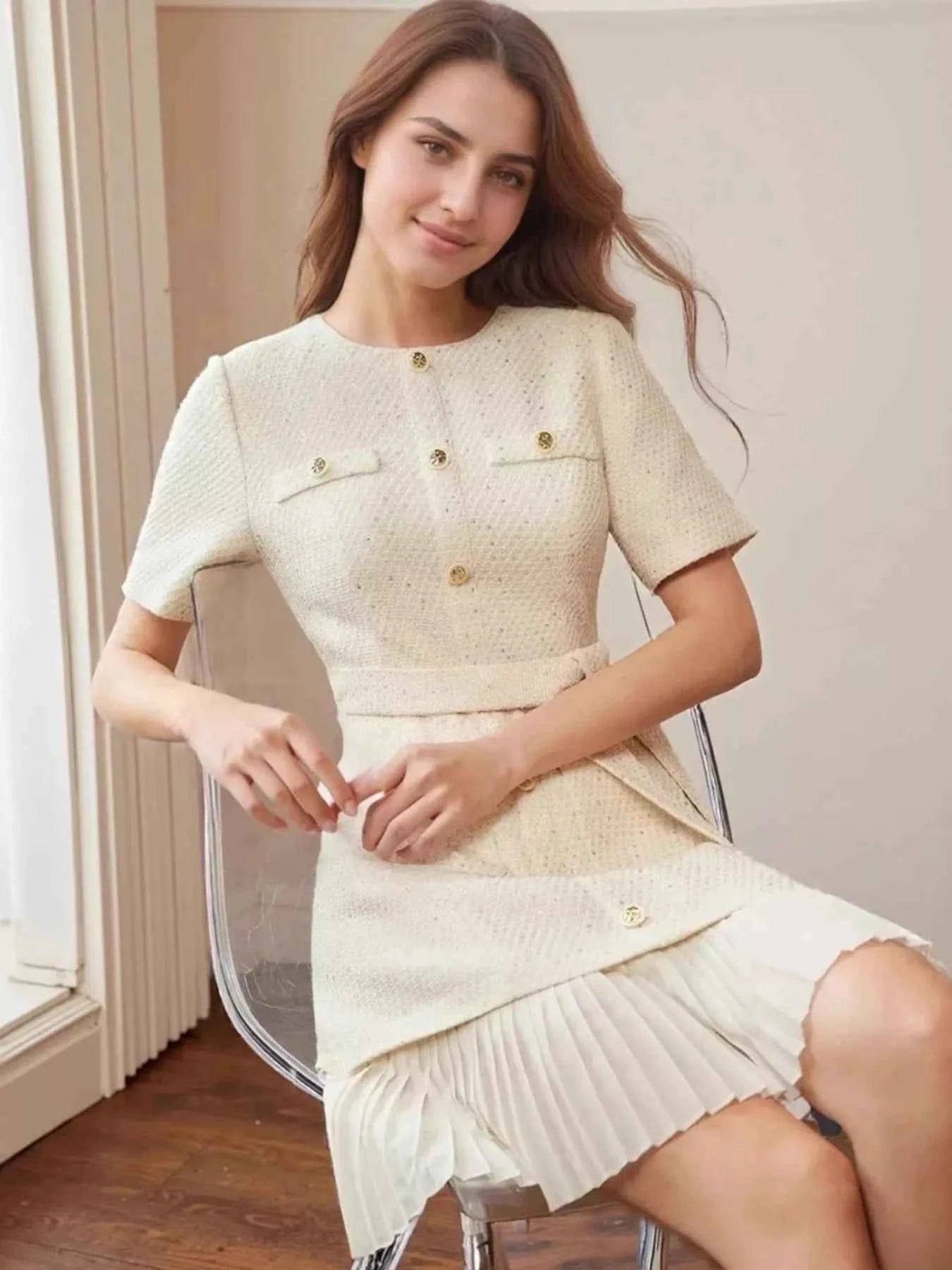 Pleated Hem Round Neck Dress 651d721cee914a8e9e2c7c23b2650a18-Max-Origin