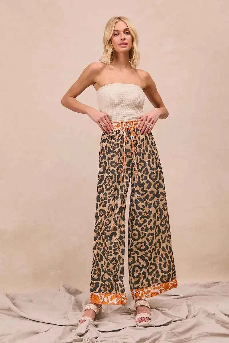 BiBi Leopard Print With Contrast Banded Wide Pants 65db1cb6adb04e4390ee5defa131df0d-Max-Origin
