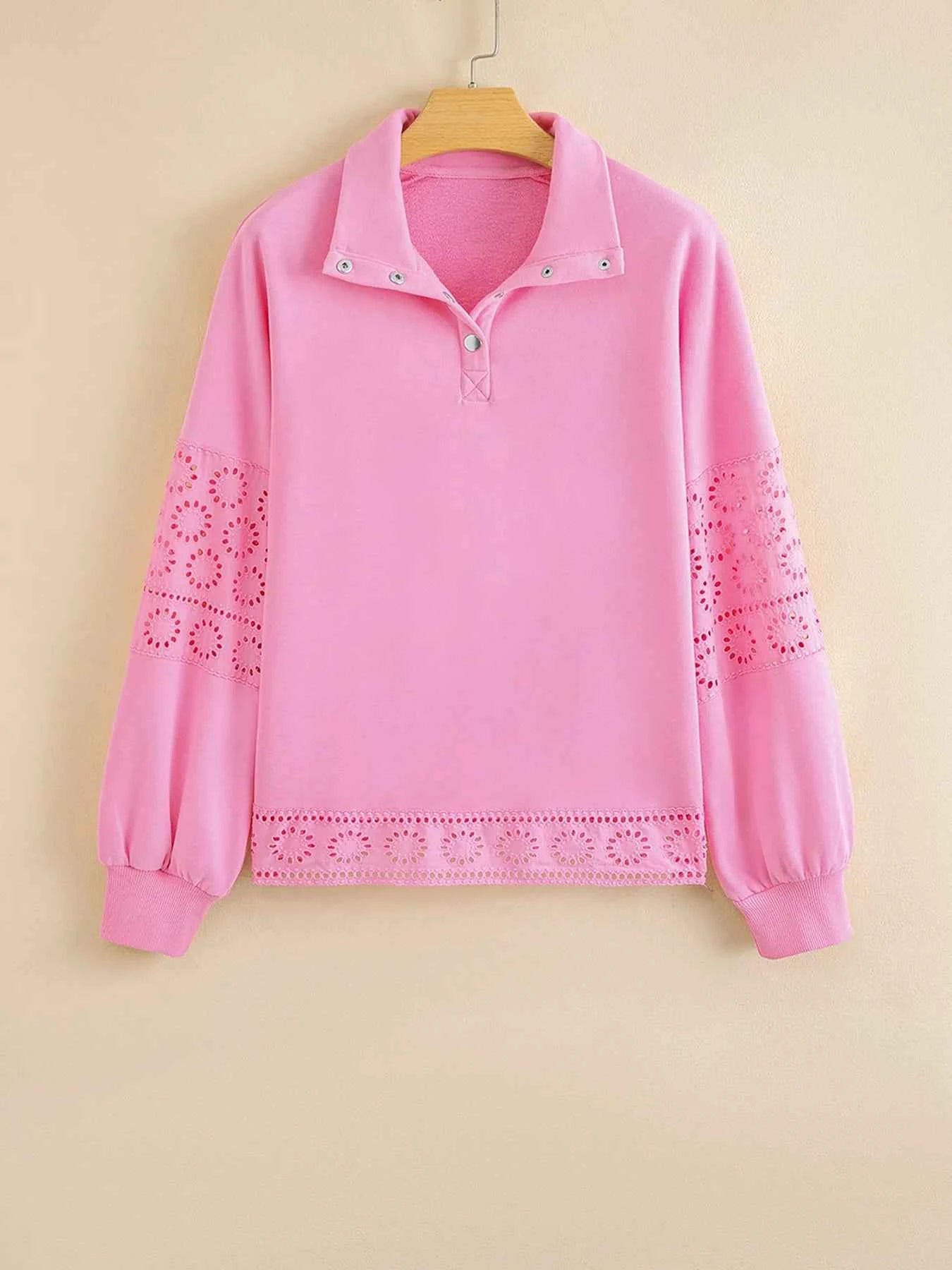 Eyelet Lace Detail Snap Down Sweatshirt 65f306c8-86bb-4827-bd5d-5172453d6266-Max-Origin