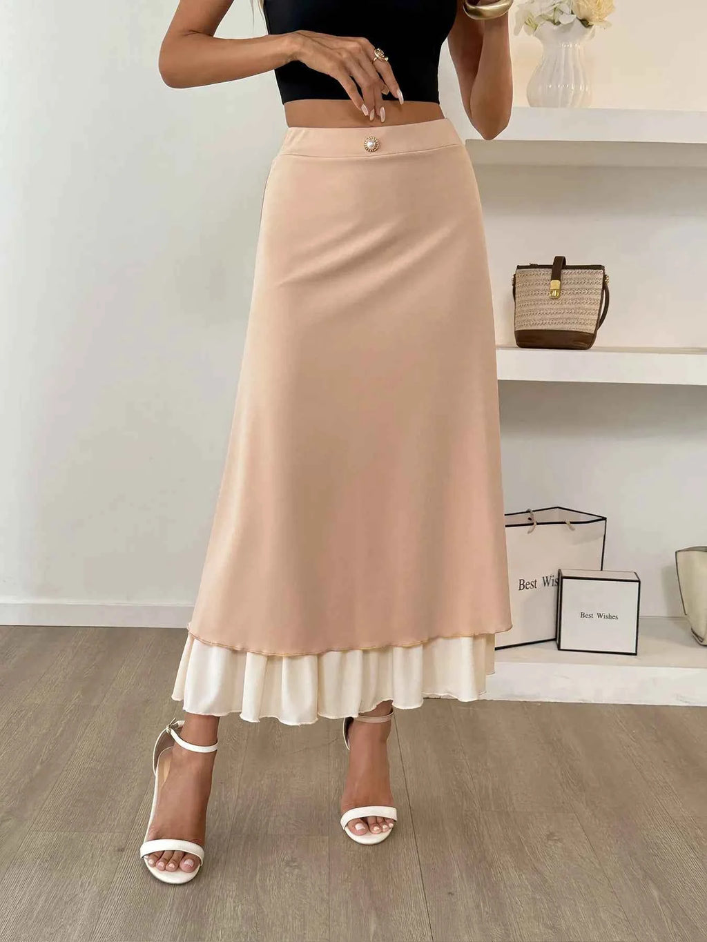 Layered Midi Skirt with Contrast Hem Detail 662a4ebe43474bcfbc8a61d3e60f941c-Max-Origin